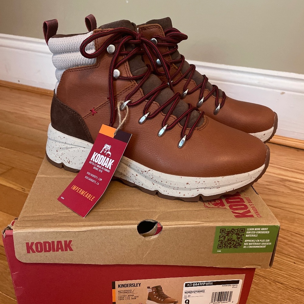 Kodiak Kindersley Boot size 9
